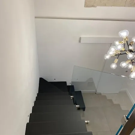 Apartman Omar's Nest
