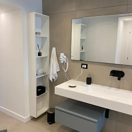 Omar's Nest Apartamento Catania