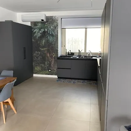 Διαμέρισμα Omar's Nest *