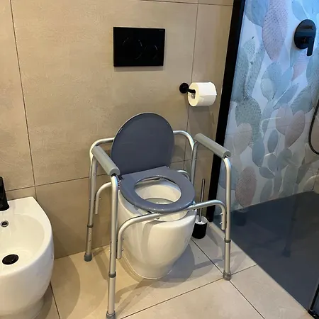 Omar's Nest * Κατάνια